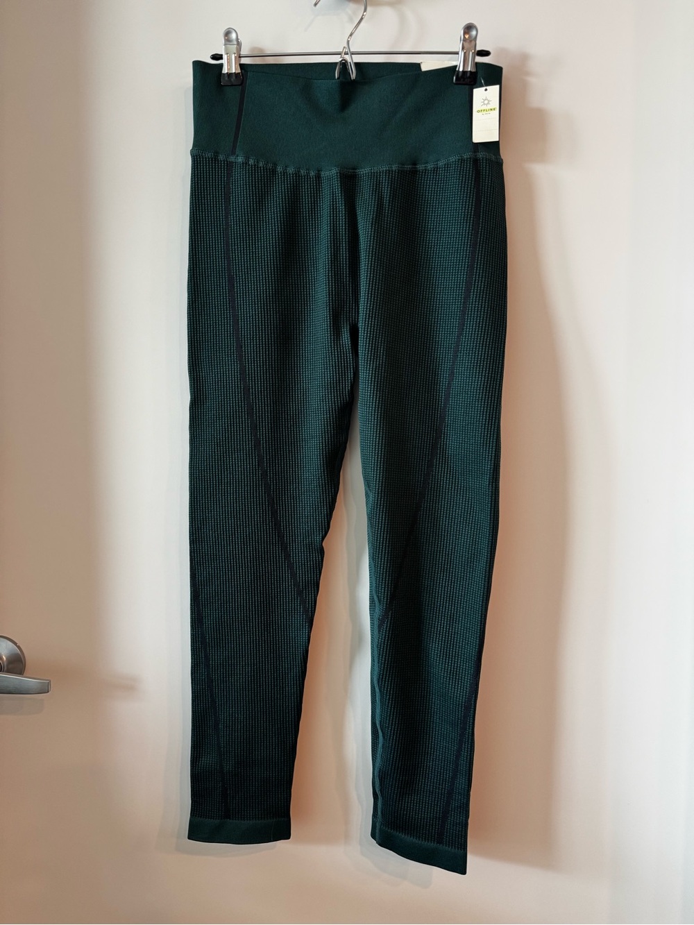 Offline by Aerie Waffle High Rise Seamless 7/8 Legging